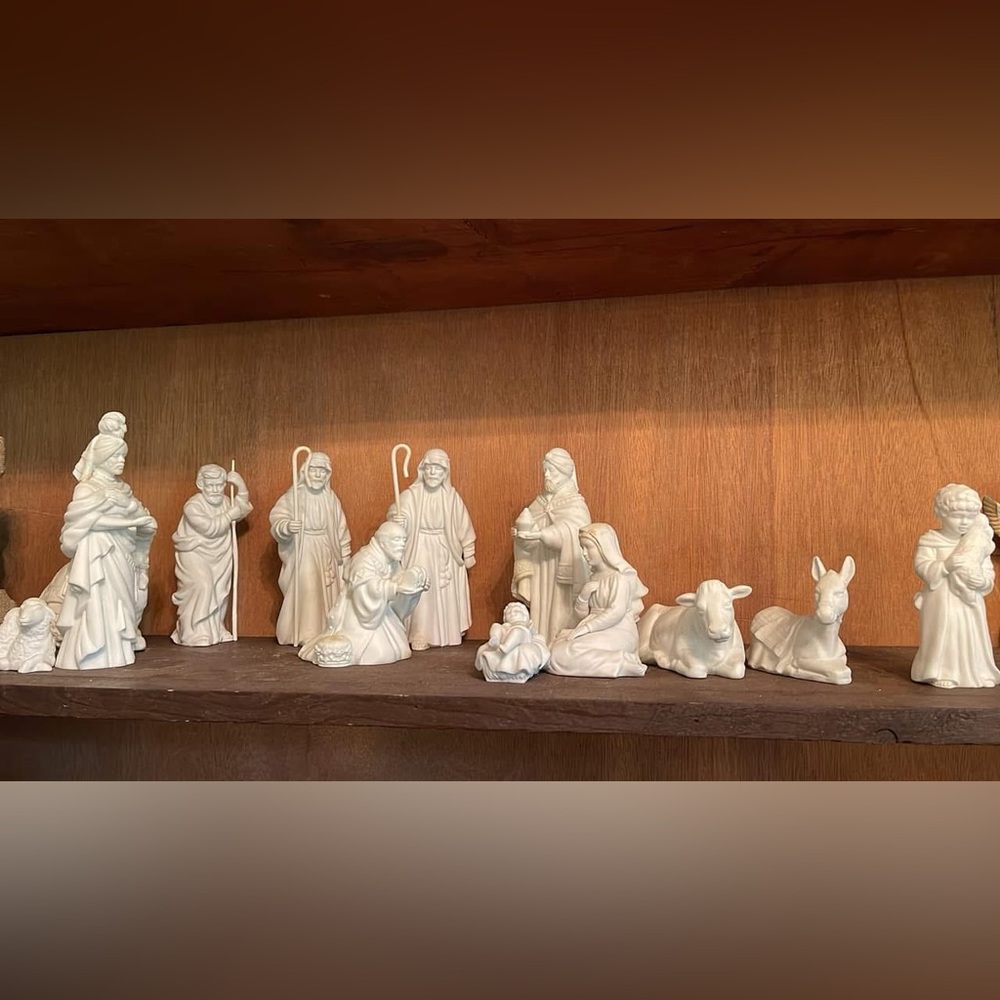 Elegant White Nativity Figurine Set